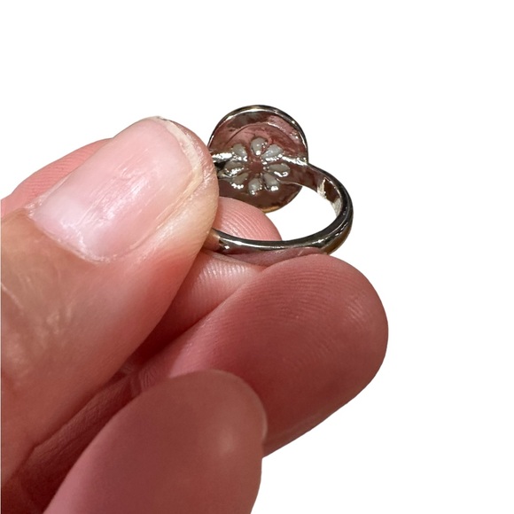 Silver and Iridescent White Oval Moonstone Ring - Picture 7 of 9